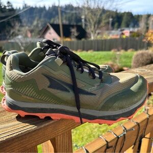 COPY - Altra All Weather running shoes Wome size 9